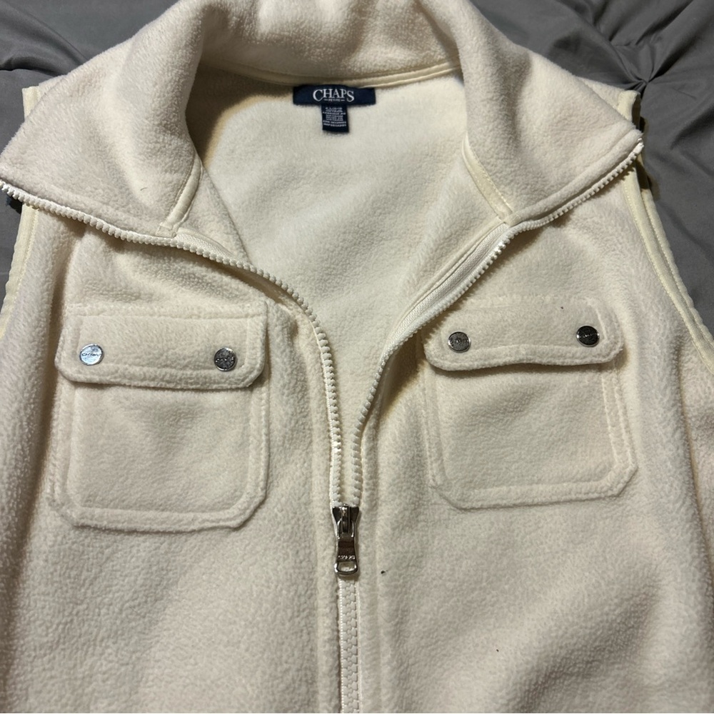 Chaps Womens Fleece Vest Size Large Full Zip Beige Pockets Casual - Picture 3 of 11